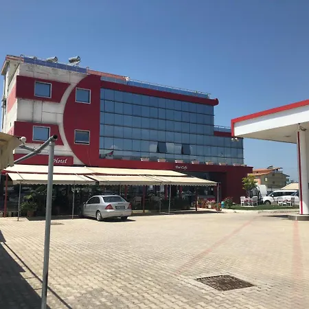 Rio Bar Retaurant Hotel Lushnjë