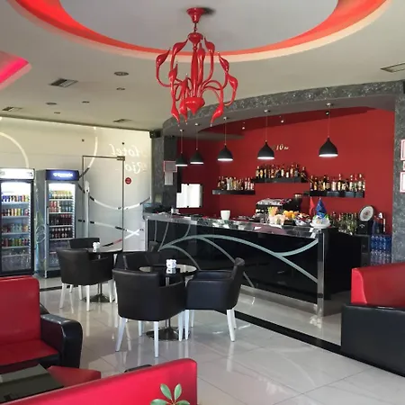 Hotel Rio Bar Retaurant Lushnjë